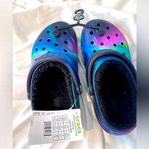 Crocs NWT fleece lined